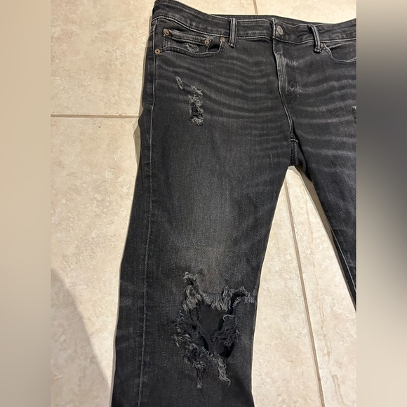 American eagle 36x34 men’s black ripped skinny jeans - Picture 4 of 12